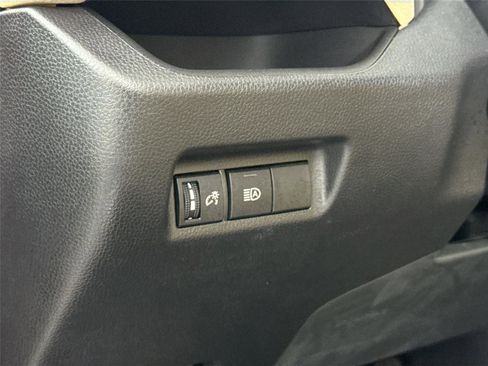 Certified 2022 Toyota RAV4 XLE image 14