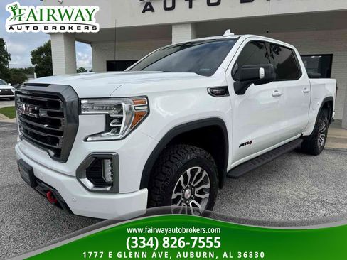 Used 2021 GMC Sierra 1500 AT4 w/ AT4 Premium Package AWD/4WD image 2