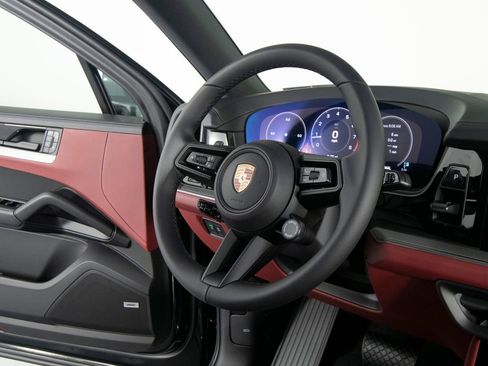 New 2026 Porsche Cayenne AWD/4WD image 33