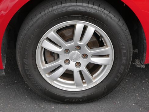 Used 2013 Chevrolet Sonic LT FWD image 15