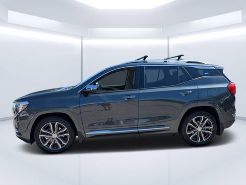 Used 2018 GMC Terrain Denali w/ Advanced Safety Package FWD image 6