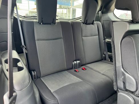 Used 2017 Nissan Pathfinder S FWD image 15