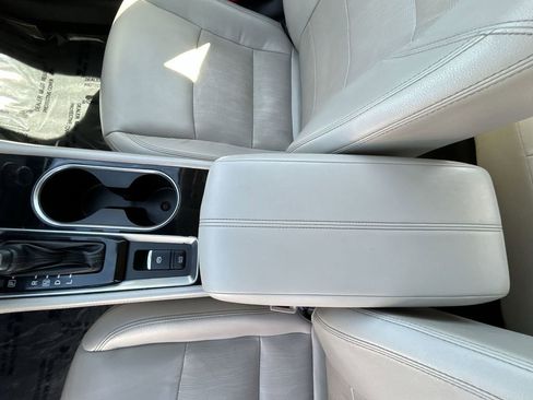 Used 2020 Nissan Altima 2.0 Platinum image 22