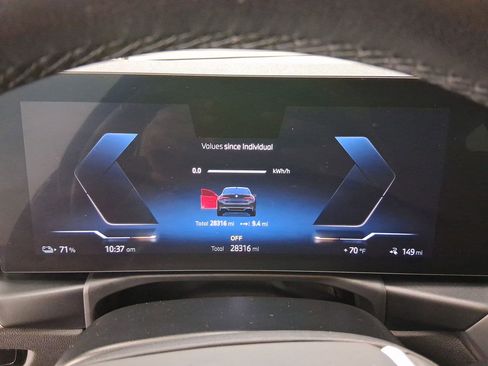 Used 2024 BMW i4 eDrive40 w/ Convenience Package image 17