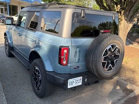 Used 2022 Ford Bronco Outer Banks AWD/4WD image 2