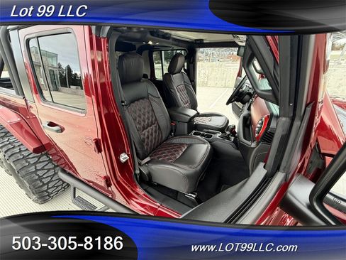 Used 2021 Jeep Gladiator Rubicon w/ Trailer Tow Package AWD/4WD image 15