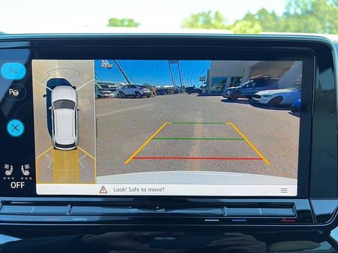 New 2026 Volkswagen Atlas Cross Sport SEL Premium R-Line image 24