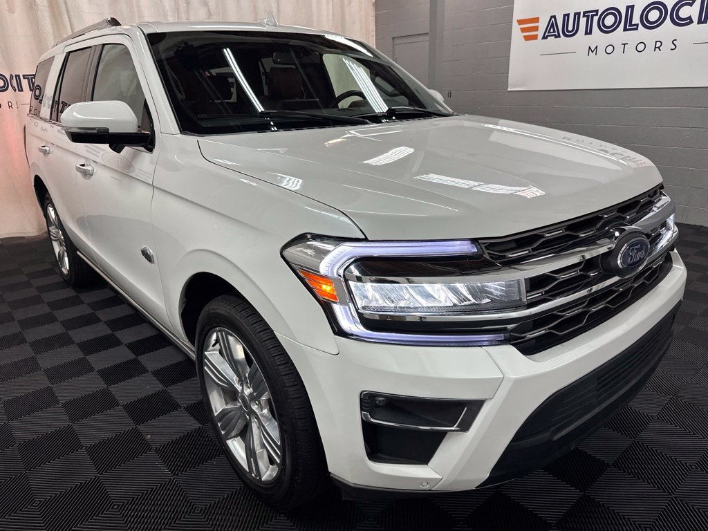 Used 2023 Ford Expedition King Ranch AWD/4WD image 2