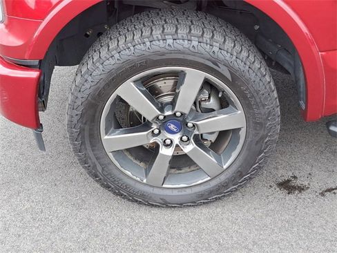 Used 2017 Ford F150 XLT w/ Equipment Group 302A Luxury image 9