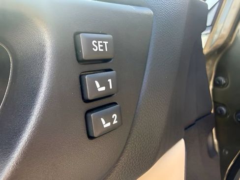 Used 2018 Subaru Outback 2.5i Limited AWD/4WD image 13
