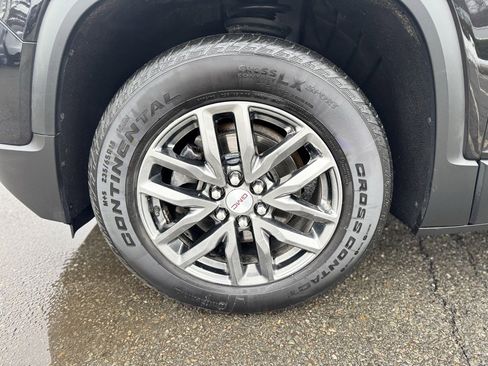 Used 2019 GMC Acadia SLT image 3