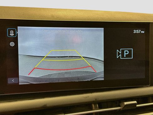 Used 2025 Hyundai Tucson SEL AWD/4WD image 22