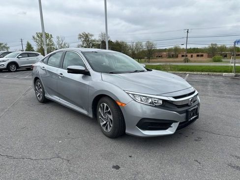 Used 2017 Honda Civic EX image 7
