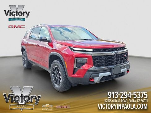 Used 2026 Chevrolet Traverse Z71 w/ Driver Confidence Package AWD/4WD image 1