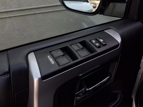 Certified 2022 Toyota 4Runner SR5 Premium image 19