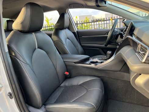 Used 2024 Toyota Camry XSE FWD image 27