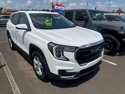 Used 2024 GMC Terrain SLE FWD image 5