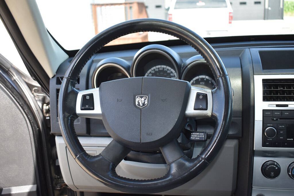 Used 2007 Dodge Nitro SLT AWD/4WD image 16