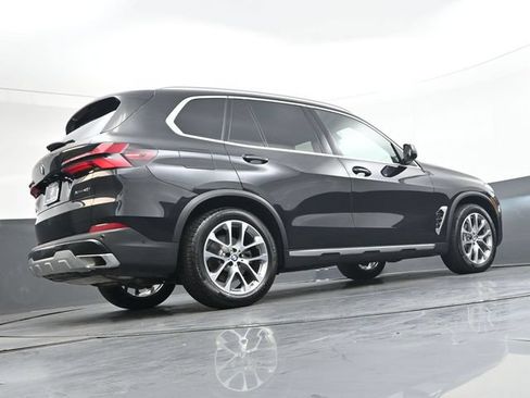 Used 2024 BMW X5 xDrive40i w/ Premium Package AWD/4WD image 34