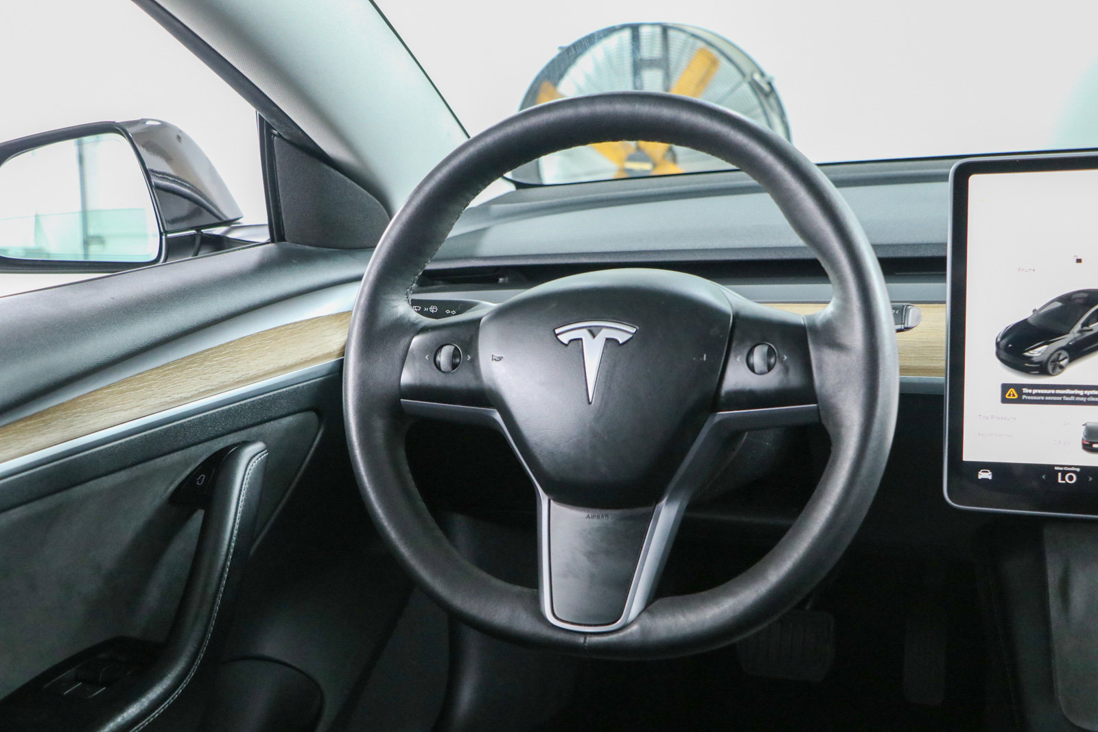 Used 2023 Tesla Model 3 Standard Range RWD image 12