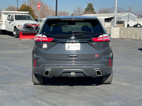 Used 2021 Ford Edge ST w/ Equipment Group 401A image 6