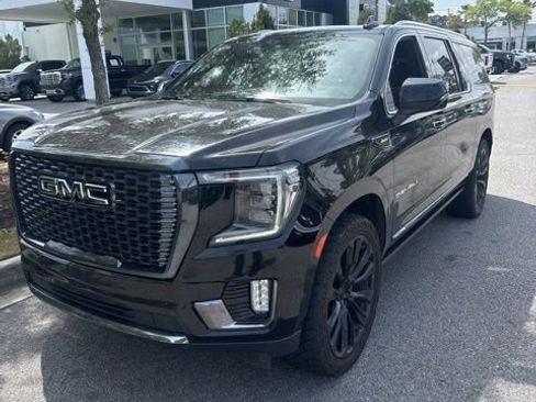 Used 2023 GMC Yukon XL Denali Ultimate image 1