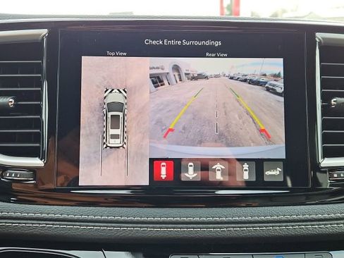 New 2026 Chrysler Pacifica Select w/ S Appearance Package image 41