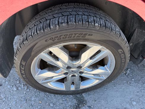 Used 2013 Ford Edge Limited AWD/4WD image 11