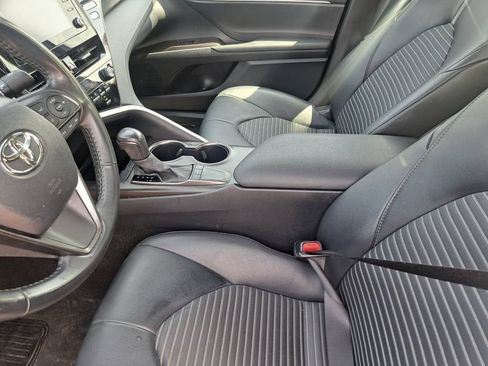 Used 2024 Toyota Camry SE FWD image 18