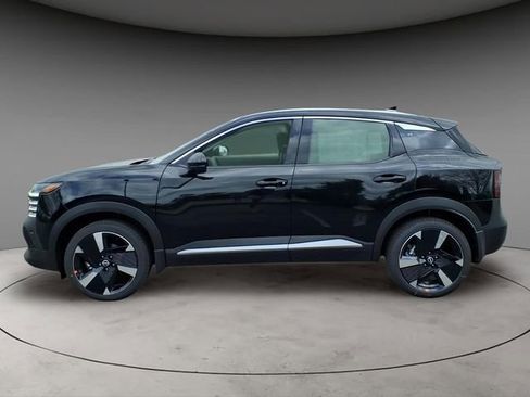 New 2026 Nissan Kicks SR w/ SR Premium Package AWD/4WD image 2