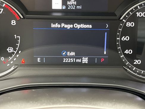 Certified 2025 Cadillac XT5 Premium Luxury image 17