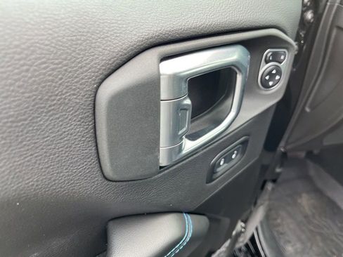 Used 2024 Jeep Wrangler High Altitude image 28