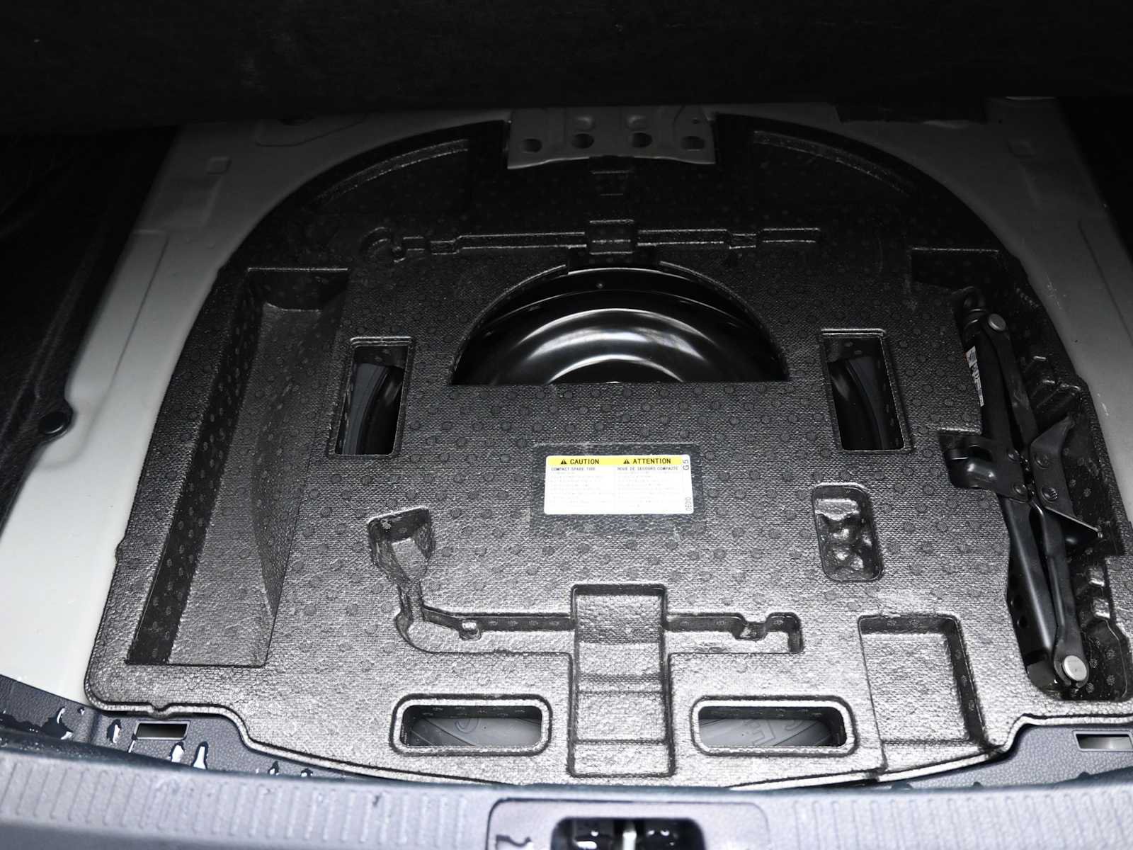 Used 2024 Toyota Camry SE AWD/4WD image 22