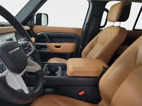 Certified 2024 Land Rover Defender 110 S image 18