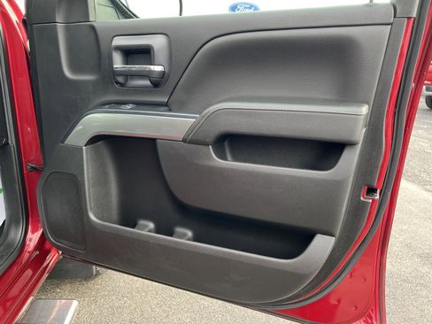 Used 2018 Chevrolet Silverado 1500 LT w/ All Star Edition image 16