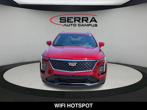 Used 2024 Cadillac XT4 Premium Luxury AWD/4WD image 8
