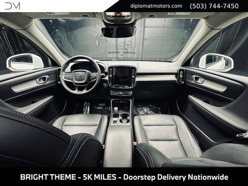 Used 2025 Volvo XC40 B5 Core w/ Protection Package Premier AWD/4WD image 25