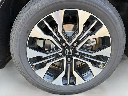 Used 2026 Honda Odyssey Elite image 5