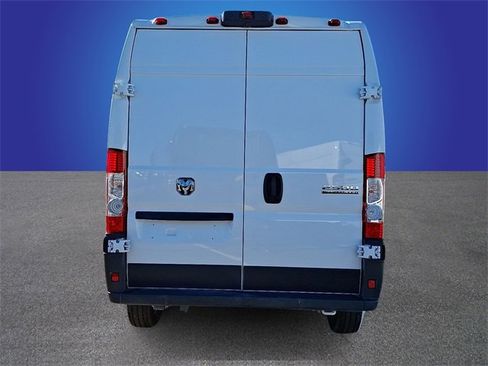 Used 2025 RAM ProMaster 2500 w/ Convenience Group image 5
