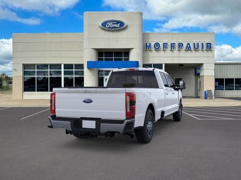 New 2026 Ford F250 Lariat RWD image 8