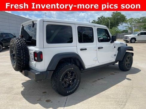 Used 2023 Jeep Wrangler Unlimited w/ Sun & Screen Package image 3