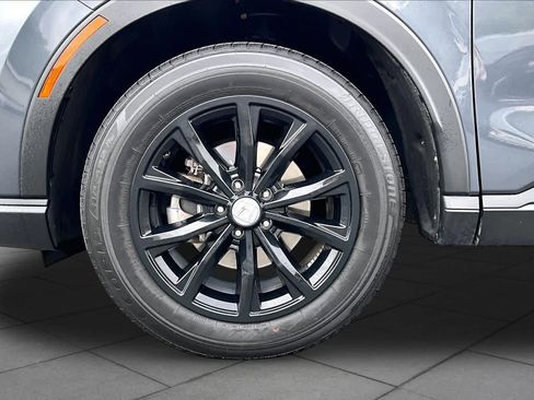 Used 2024 Honda CR-V EX-L image 10