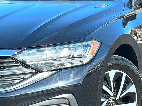 Used 2024 Volkswagen Jetta S image 4