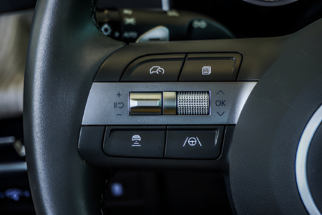 Certified 2025 Hyundai Sonata SEL FWD image 32