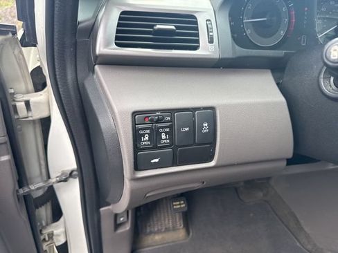 Used 2017 Honda Odyssey EX-L image 20