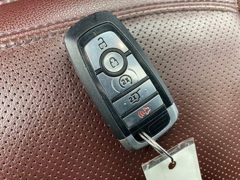 Used 2023 Ford Expedition Max Limited AWD/4WD image 26