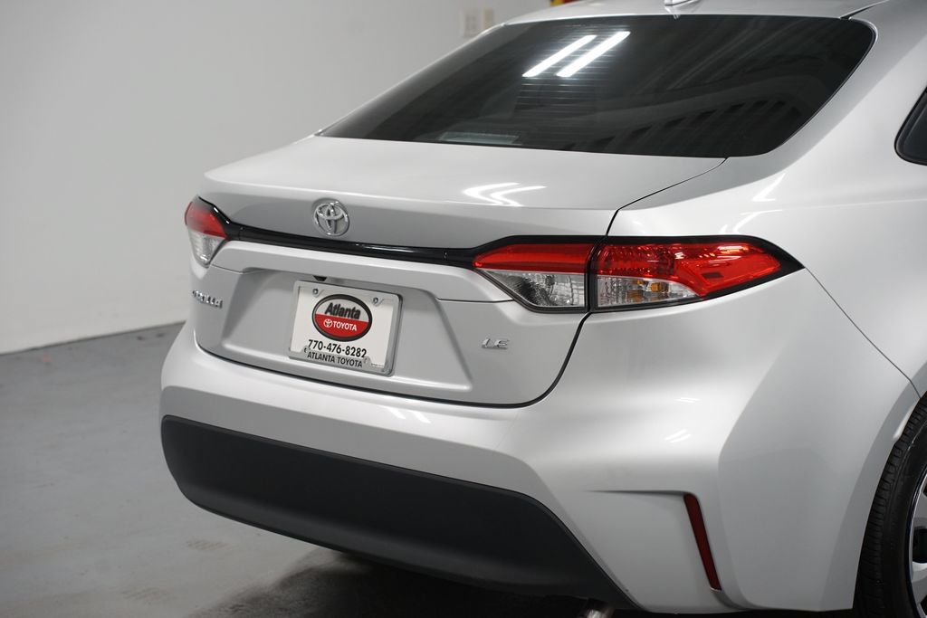 Certified 2026 Toyota Corolla LE FWD image 9