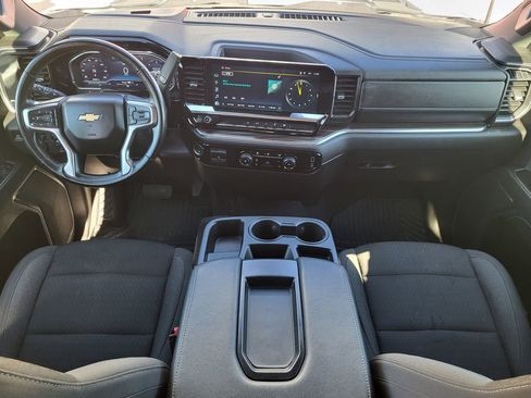 Used 2024 Chevrolet Silverado 2500 LT image 19