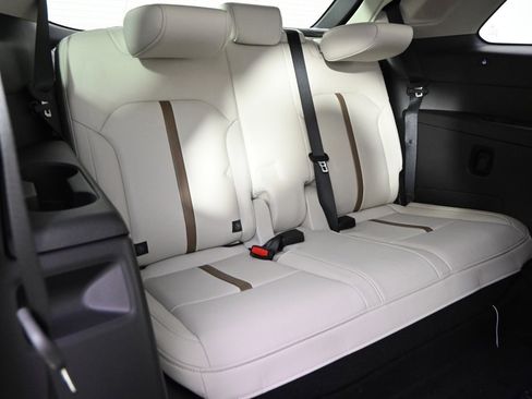 New 2026 MAZDA CX-90 Plug-In Hybrid w/ Premium Plus image 19