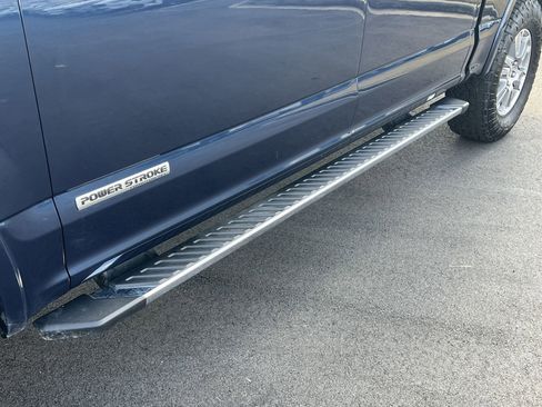 Used 2019 Ford F150 Lariat w/ Trailer Tow Package image 33